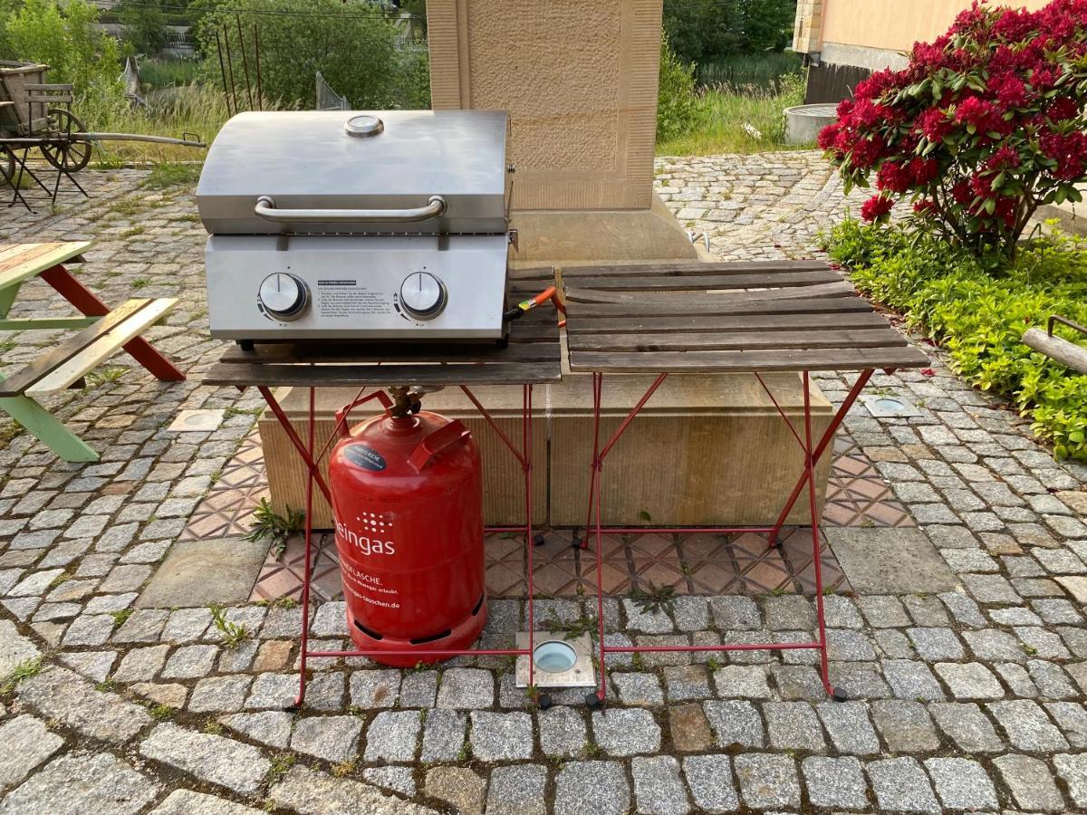 Fewo Waffenkammer Im Rittergut Leppersdorf Bei Dresden Fuer 7 Personen Bagian luar foto
