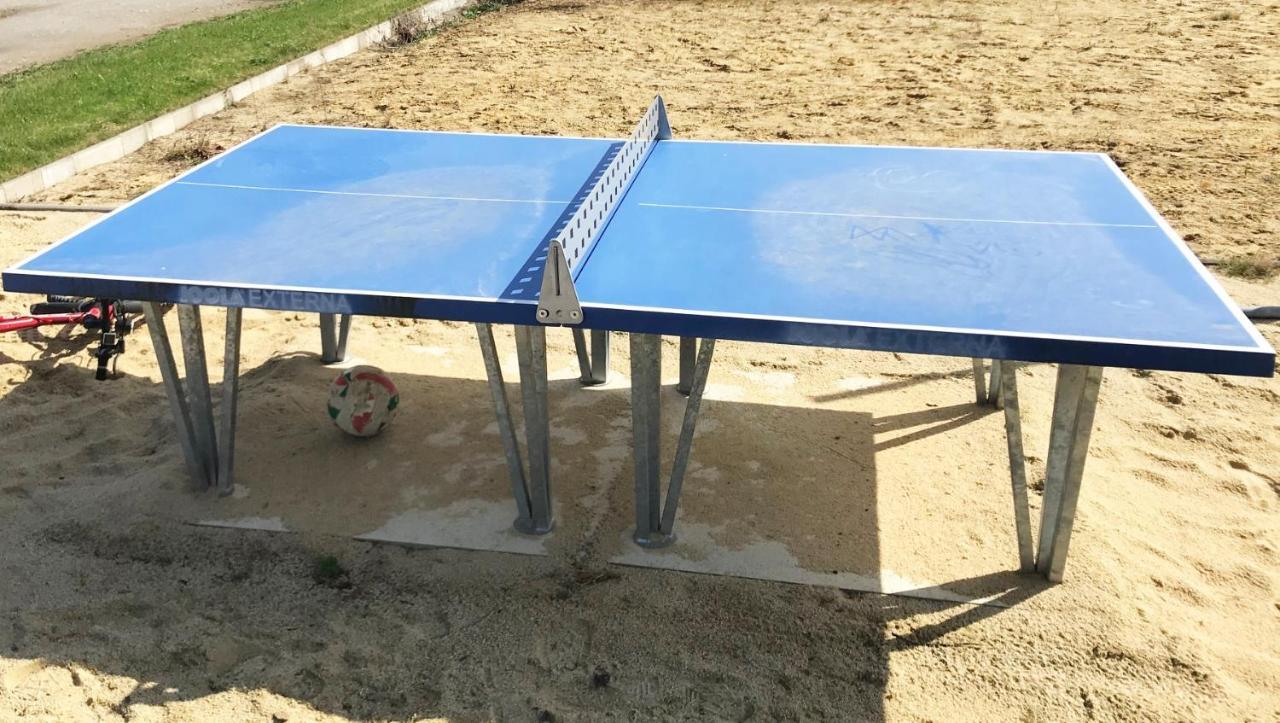 Fewo Waffenkammer Im Rittergut Leppersdorf Bei Dresden Fuer 7 Personen Bagian luar foto